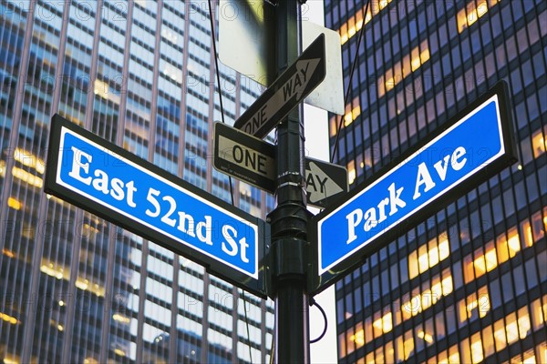 Information sign. New York City, USA.
Photo : ALAN SCHEIN