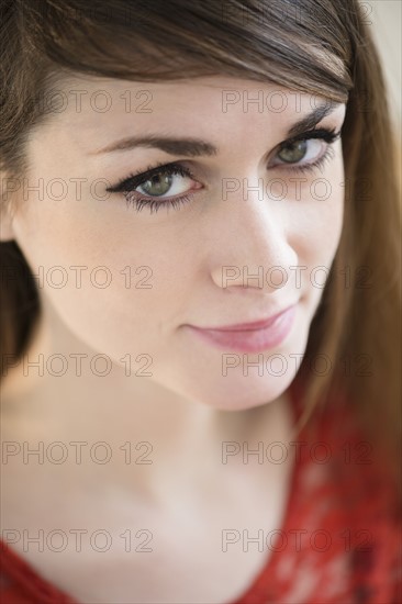 Portrait of young woman.
Photo : Jamie Grill