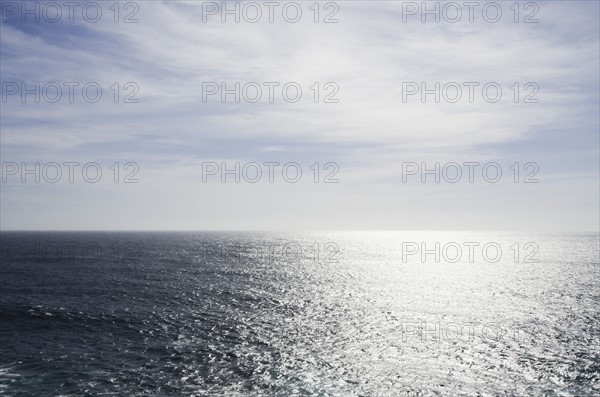 Tranquil seascape.
Photo : Tetra Images