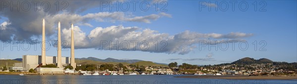 View of factory.
Photo : Gary Weathers