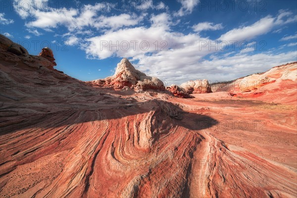 View of rock formations.
Photo : Gary Weathers