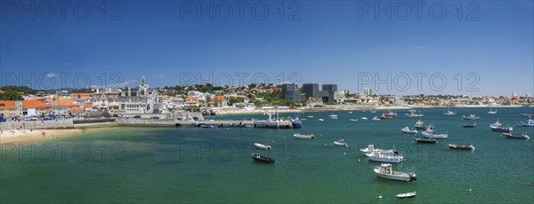 Ocean coastline . Cascais, Portugal.