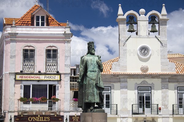 Plaza 5 de Outubro. Cascais, Portugal.