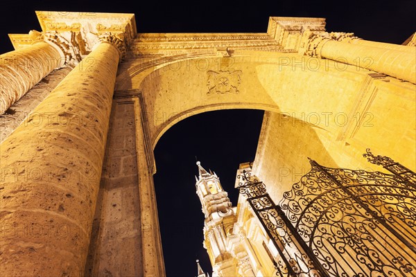 Cathedral on Plaza de Armas seen from triumphal arch