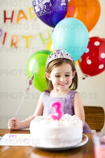Girl (4-5) at birthday party