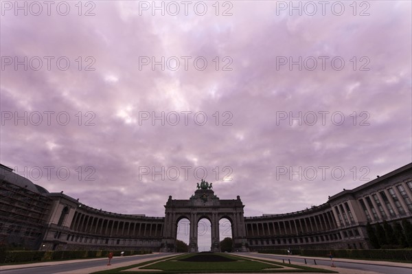 Cinquantenaire Arch