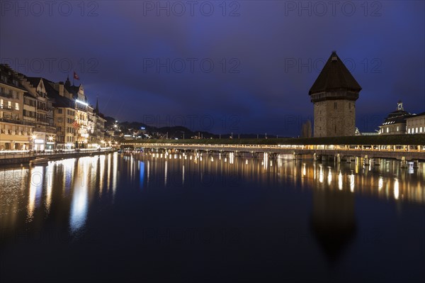 Chapel Bridge at night