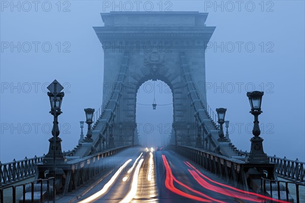 Light trails on Chain Bridge