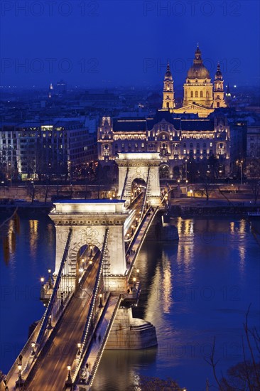 Chain Bridge and Saint Stephen's Basilica