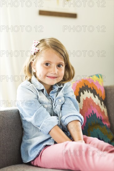 Portrait of little girl (4-5)