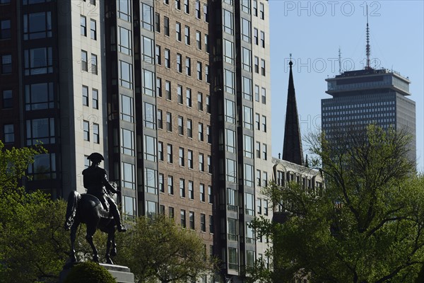 Statue of George Washington