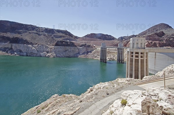 Nevada, Hoover Dam on sunny day