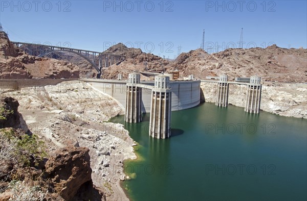 Nevada, Hoover Dam on sunny day