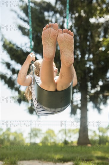 USA, Pennsylvania, Washington Crossing, Girl (2-3) swinging on swing