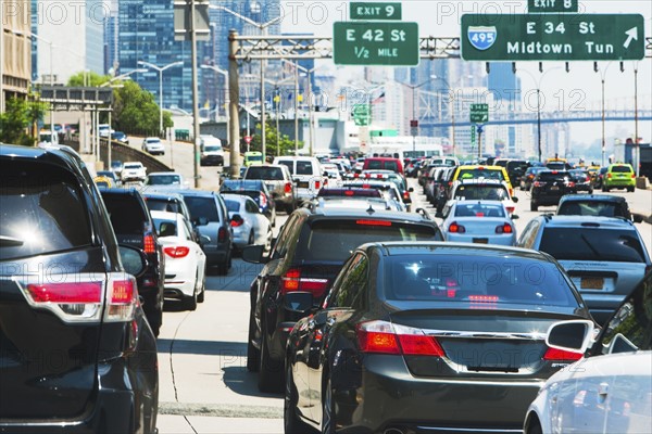 USA, New York State, New York City, Traffic in city street