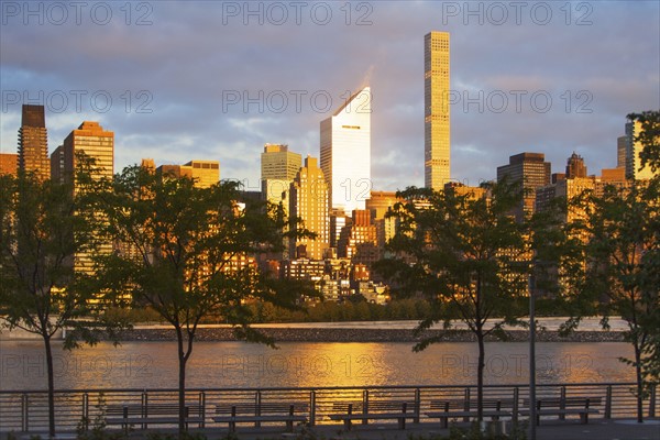 USA, New York State, New York City, Manhattan, City at sunset