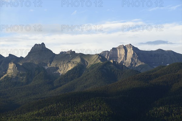 USA, Colorado, Ridgway, Mount Sneffels and Sneffels range in San Juan Mountains