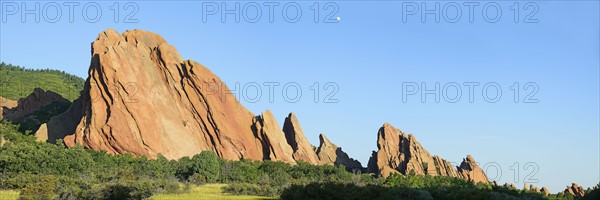 USA, Colorado, Roxborough State Park, Panorama of Sandstone formations