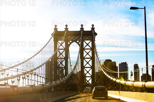 USA, New York, New York City, Blue sky over Brooklyn Bridge