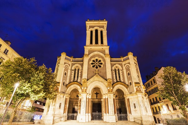 France, Auvergne-Rhone-Alpes, Saint-Etienne, Saint-Charles-de-Borrome Cathedral at night
