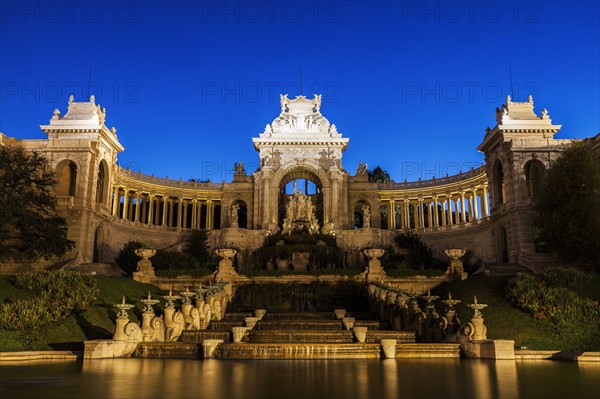 France, Provence-Alpes-Cote d'Azur, Marseille, Palais Longchamp Monument