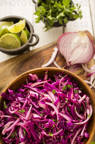 Red cabbage in bowl