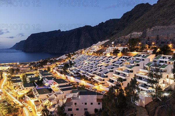 Spain, Canary Islands, Tenerife, Acantilados de los Gigantes, Panorama of Puerto de la Cruz Acantilados de los Gigantes