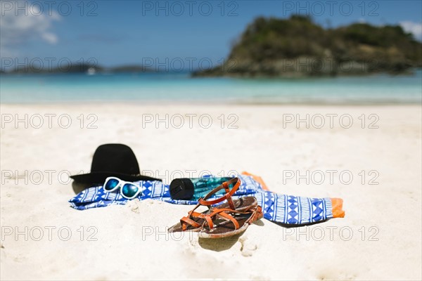 USA, Virgin Islands, Saint Thomas, Clothes left on beach