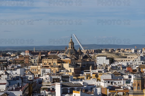 Spain, Seville, Cityscape in sunlight