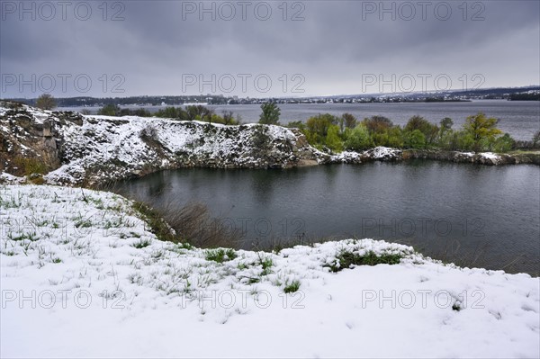 Ukraine, Dnepropetrovsk region, Dnepropetrovsk city, Winter landscape with lakes