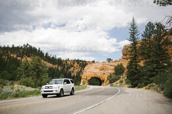 USA, Utah, Car on country road in Bryce Canyon National Park