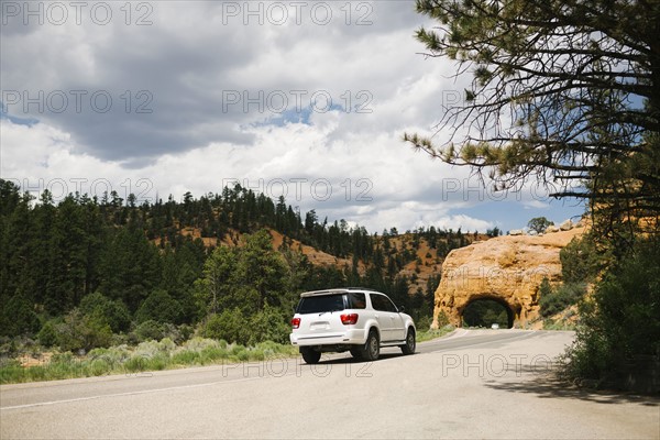 USA, Utah, Car on country road in Bryce Canyon National Park