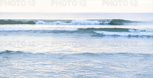 USA, Florida, Ocean waves