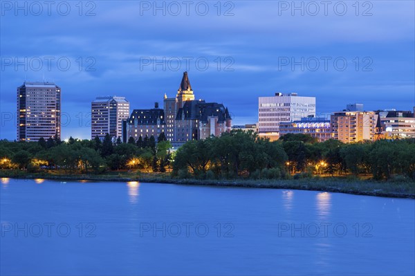 Canada, Saskatchewan, Saskatoon, Town by river