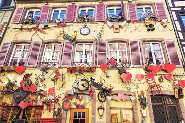 France, Grand Est, Colmar, Facade of traditional townhouse