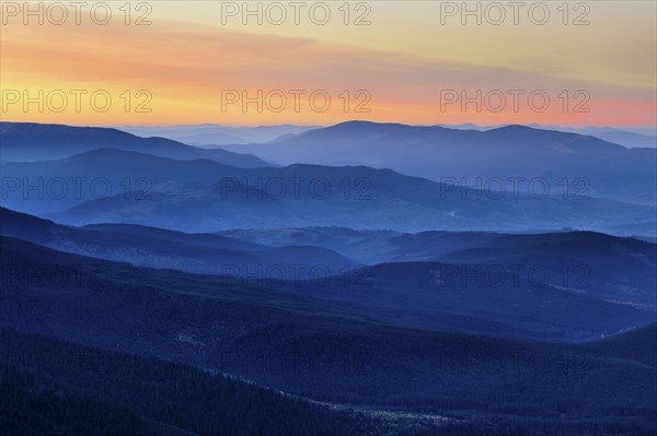 Ukraine, Zakarpattia region, Carpathians, Chornohora, Sunset over mountain Hoverla