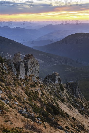 Ukraine, Ivano-Frankivsk region, Verkhovyna district, Carpathians, Chornohora, Sunset over Mountain Shpytsi