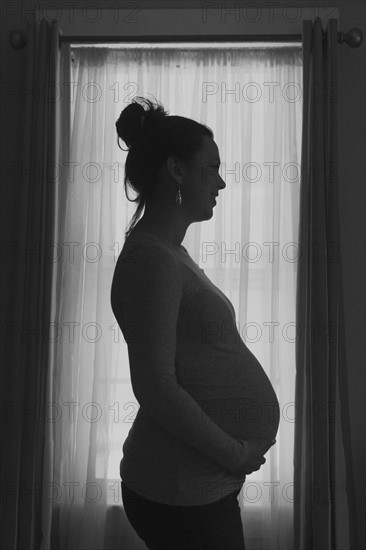 Silhouette of pregnant woman