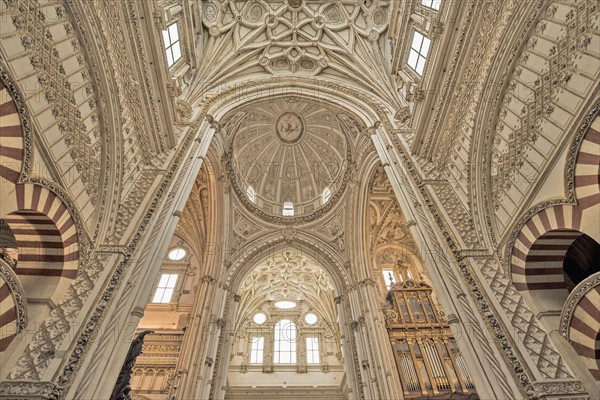 Spain, Andalusia, Cordoba, Interior of Great Mosque of Córdoba