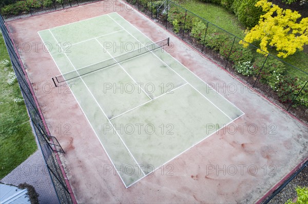 Empty tennis court