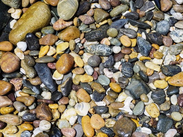 Full frame of colorful pebbles