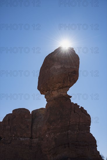 Balanced Rock in Arches National Park, Utah, USA