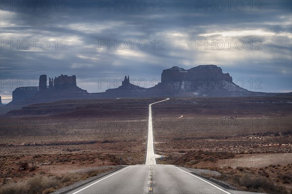 Road through Monument Valley, Utah, USA