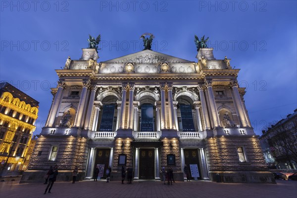 Low angle view of Lviv Theatre of Opera and Ballet at sunset in Lviv, Ukraine