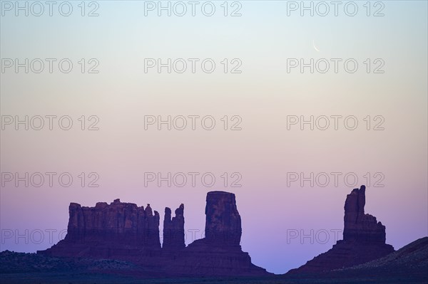 Buttes at sunset in Monument Valley, Arizona, USA