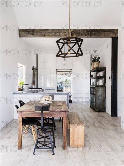 Open plan kitchen and dining room