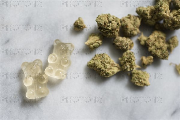 Marijuana and gummy bear edibles