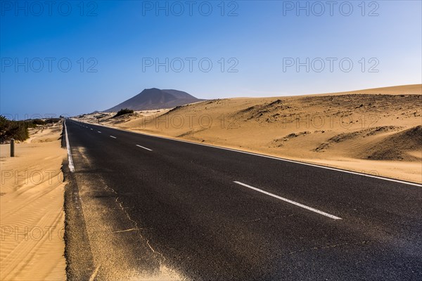 Africa, Empty road in desert