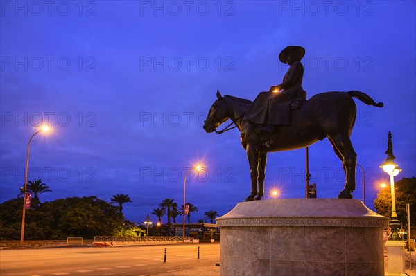 Spain, Andalusia, Seville, Equestrian statue of Condesa De Barcelona