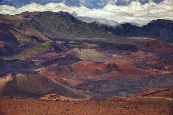 USA, Hawaii, Haleakala, Landscape with volcano crater